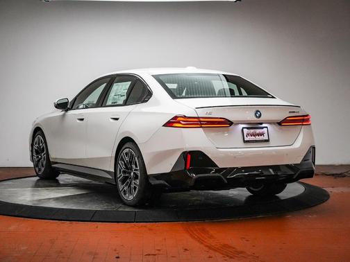 2026 BMW i5 eDrive40