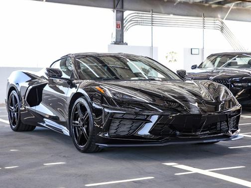 2026 Chevrolet Corvette Stingray w/1LT