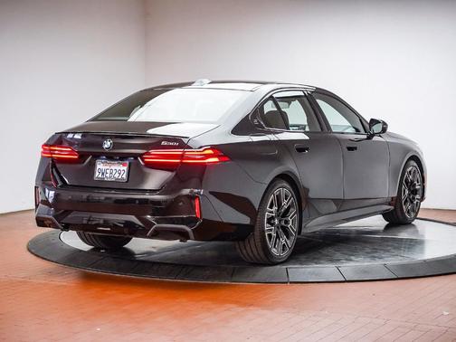 Black Sapphire Metallic 2026 BMW 530 i