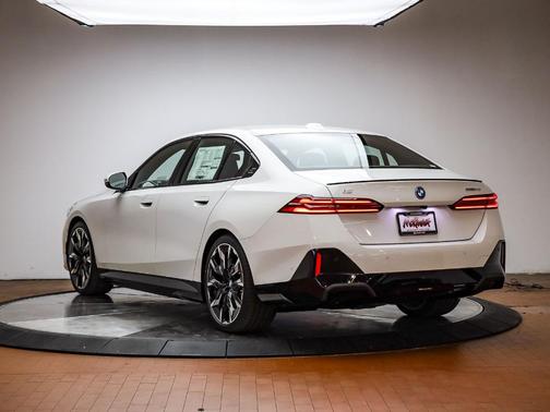 2026 BMW i5 eDrive40