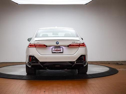 2026 BMW i5 eDrive40