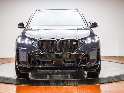 2026 BMW X5 M60i