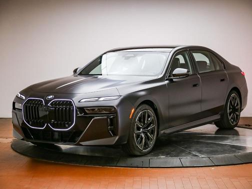 Deep Gray 2026 BMW 760 760i xDrive