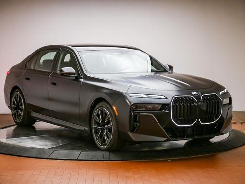 Deep Gray 2026 BMW 760 760i xDrive