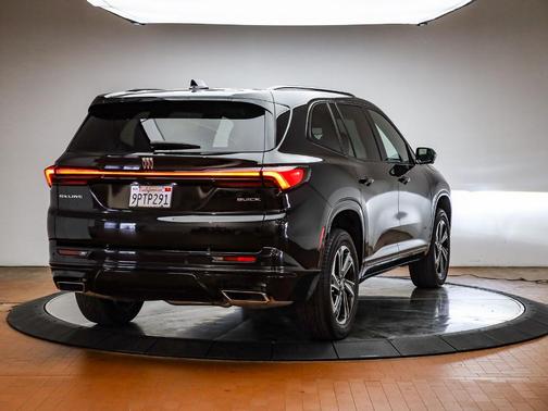 2025 Buick Enclave Sport Touring
