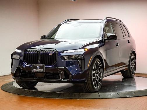 2025 BMW X7 M60i