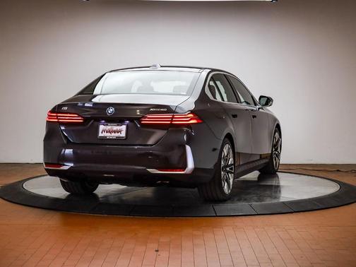 2026 BMW i5 xDrive40