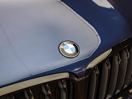 2022 BMW X6 xDrive40i