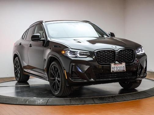 2025 BMW X4 xDrive30i