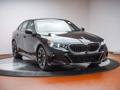 Black Sapphire Metallic 2026 BMW 530 i