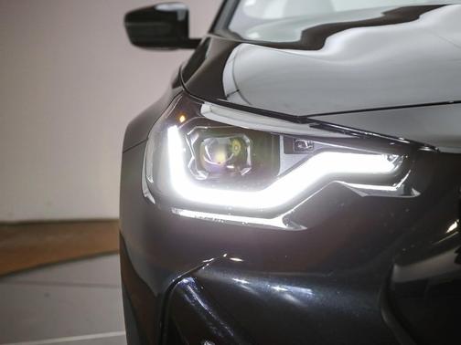 2026 BMW 230 i xDrive