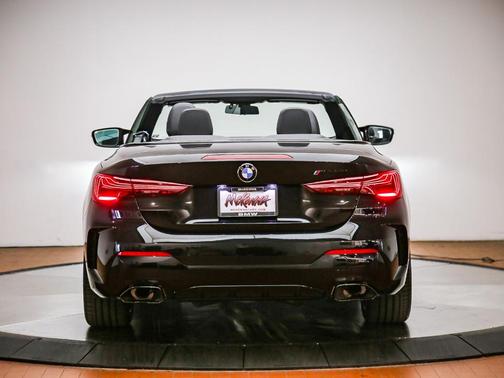 Black Sapphire Metallic 2026 BMW M440 i