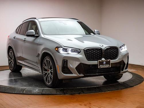 2023 BMW X4 xDrive30i