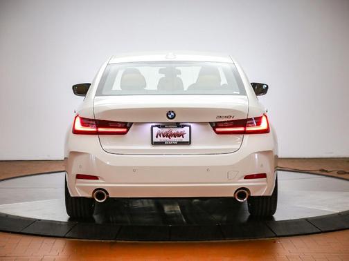 Alpine White 2026 BMW 330 i NA