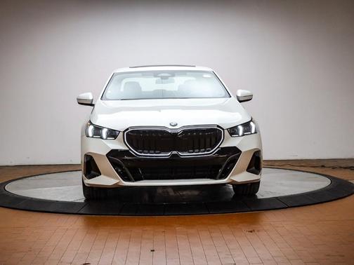 2026 BMW 530 i