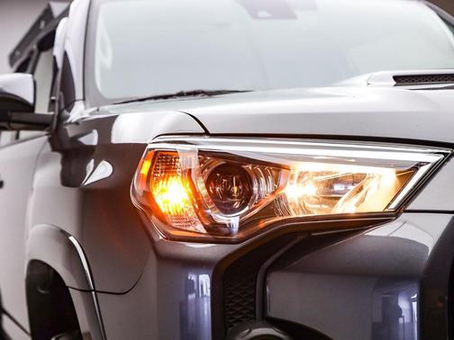 Magnetic Gray Metallic 2023 Toyota 4Runner TRD Off Road Premium