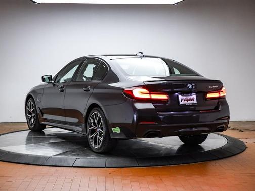 Dark Graphite Metallic 2023 BMW 530e 530e