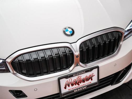 Alpine White 2026 BMW 330 i NA