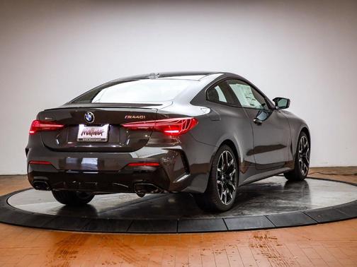 2026 BMW M440 i xDrive