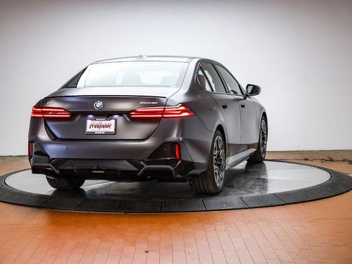 Deep Gray 2026 BMW i5 eDrive40