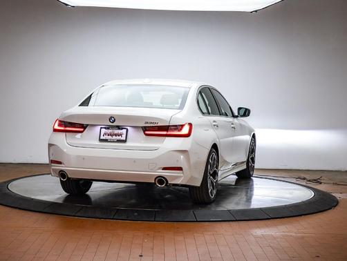 2026 BMW 330 i NA