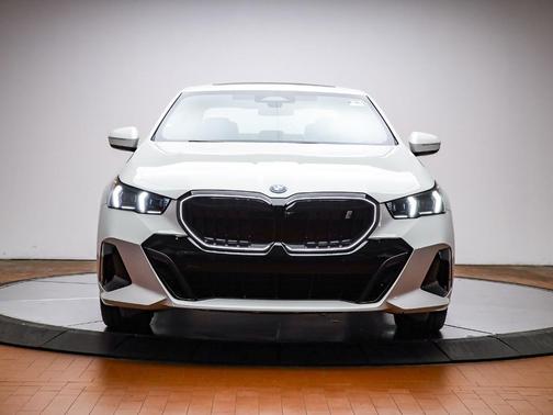 2026 BMW i5 eDrive40