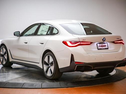 Alpine White 2026 BMW i4 Gran Coupe eDrive40