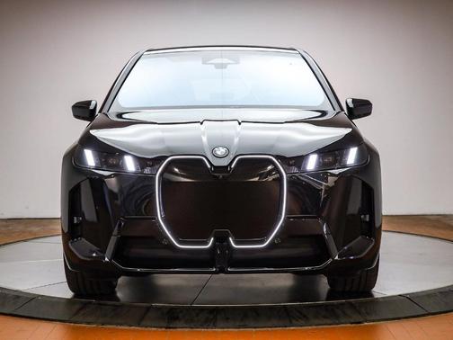 2026 BMW iX xDrive60