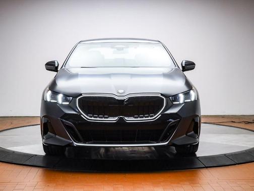 Deep Gray 2026 BMW 530 i