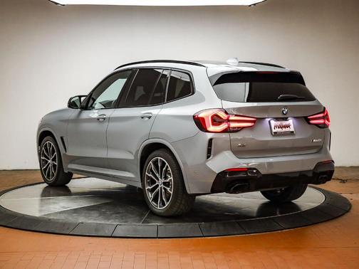 2023 BMW X3 M40i