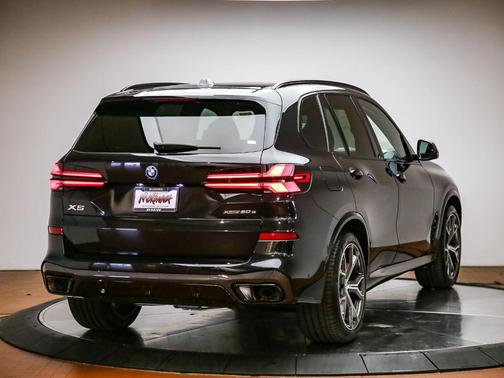 Black Sapphire Metallic 2026 BMW X5 PHEV xDrive50e