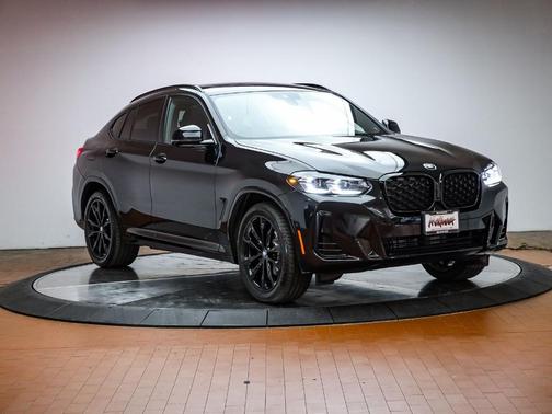 Black Sapphire Metallic 2025 BMW X4 xDrive30i