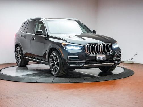 Black Sapphire Metallic 2022 BMW X5 xDrive40i