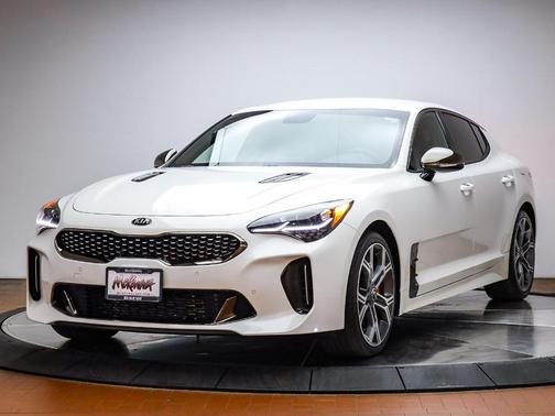Snow White Pearl 2021 Kia Stinger GT