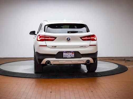 2022 BMW X2 sDrive28i