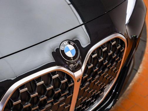 Black Sapphire Metallic 2026 BMW 430 i