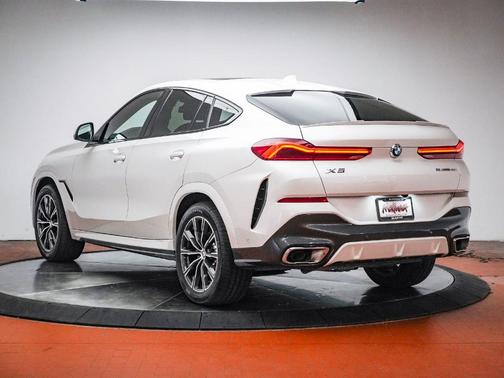 2023 BMW X6 xDrive40i