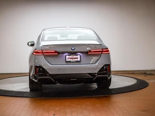 2026 BMW i5 eDrive40