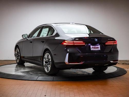 2026 BMW i5 eDrive40