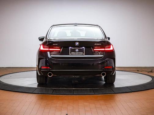 2025 BMW 330 i xDrive