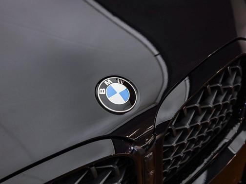 2025 BMW X4 xDrive30i