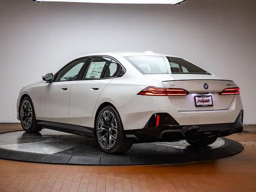 2026 BMW i5 eDrive40