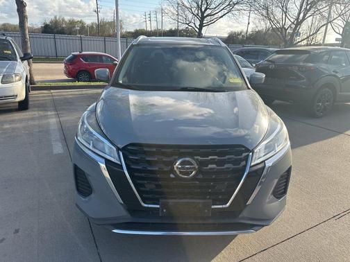 2021 Nissan Kicks SV