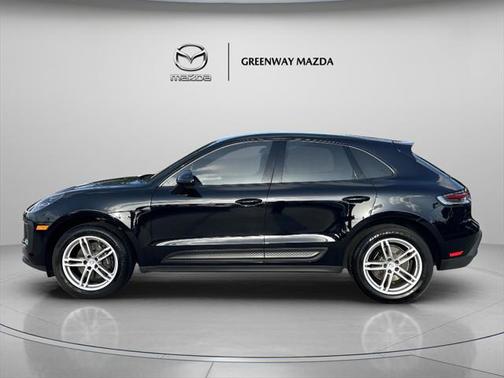 2023 Porsche Macan Base