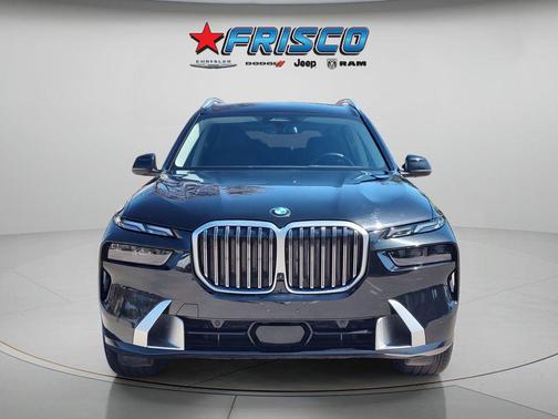 Black Sapphire Metallic 2025 BMW X7 xDrive40i