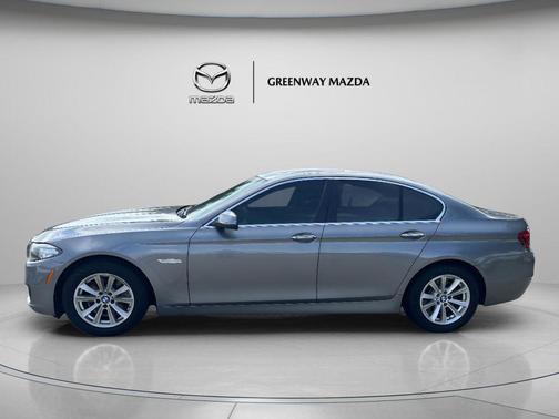Space Gray Metallic 2016 BMW 528 528i