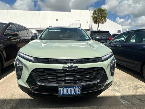Cacti Green 2025 Chevrolet Trax ACTIV