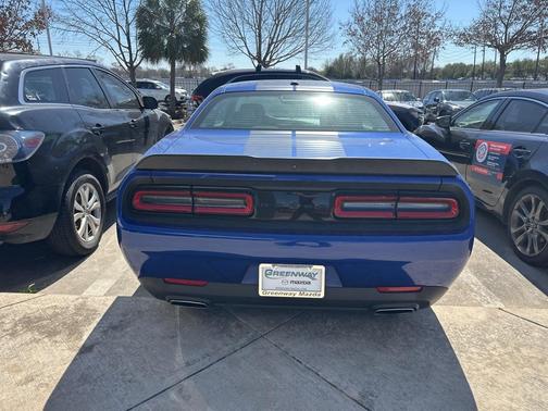 2020 Dodge Challenger SXT