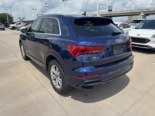 2022 Audi Q3 45 S line Premium