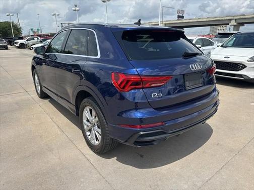 2022 Audi Q3 45 S line Premium